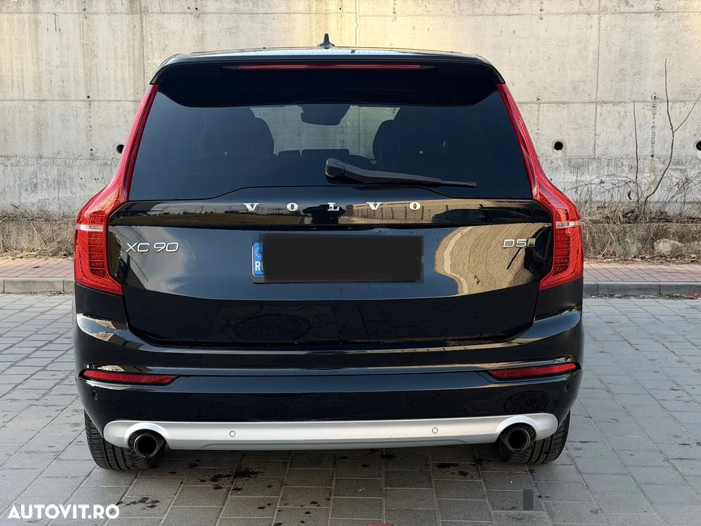 Volvo XC 90 D5 AWD Momentum - 6