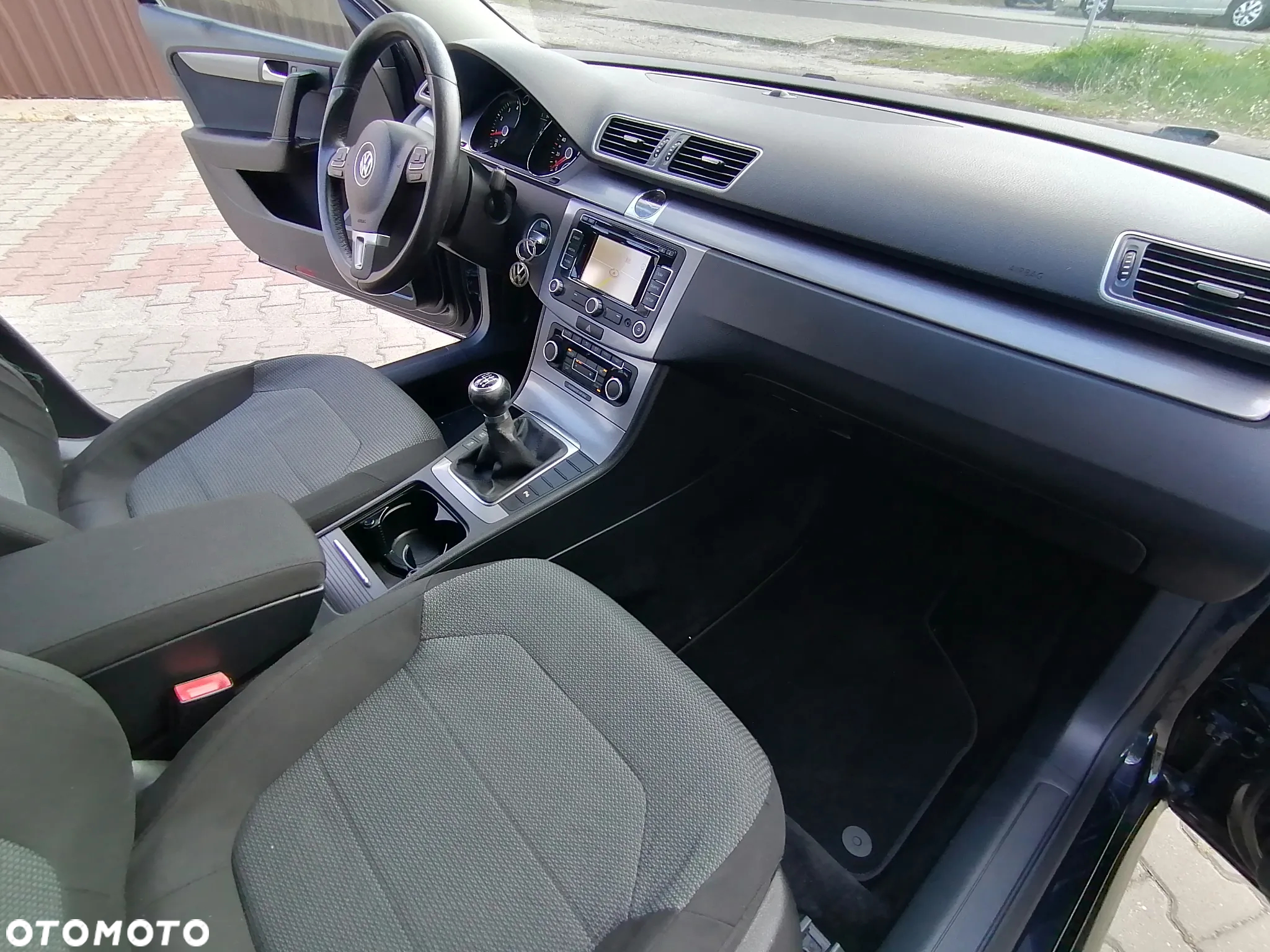 Volkswagen Passat 1.4 TSI BMT Comfortline - 37
