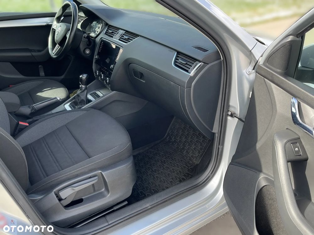 Skoda Octavia 1.6 TDI Ambition - 17