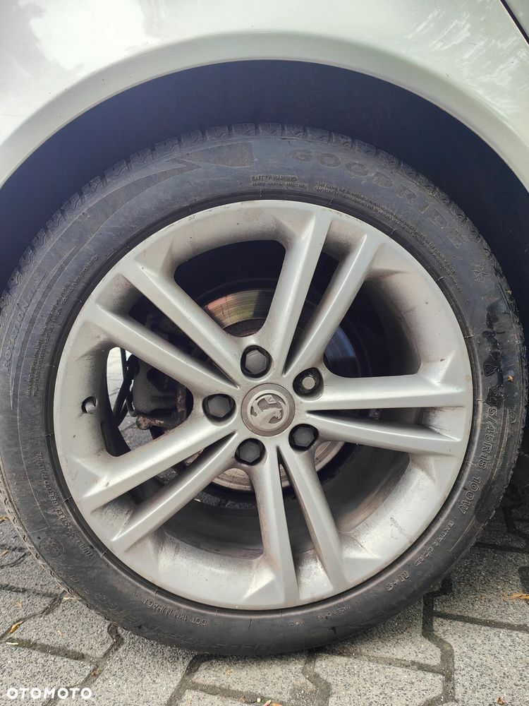 Opel Insignia - 10