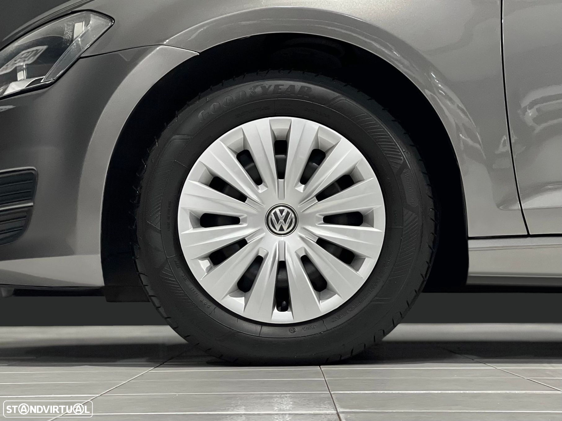 VW Golf 1.6 TDi Trendline - 13