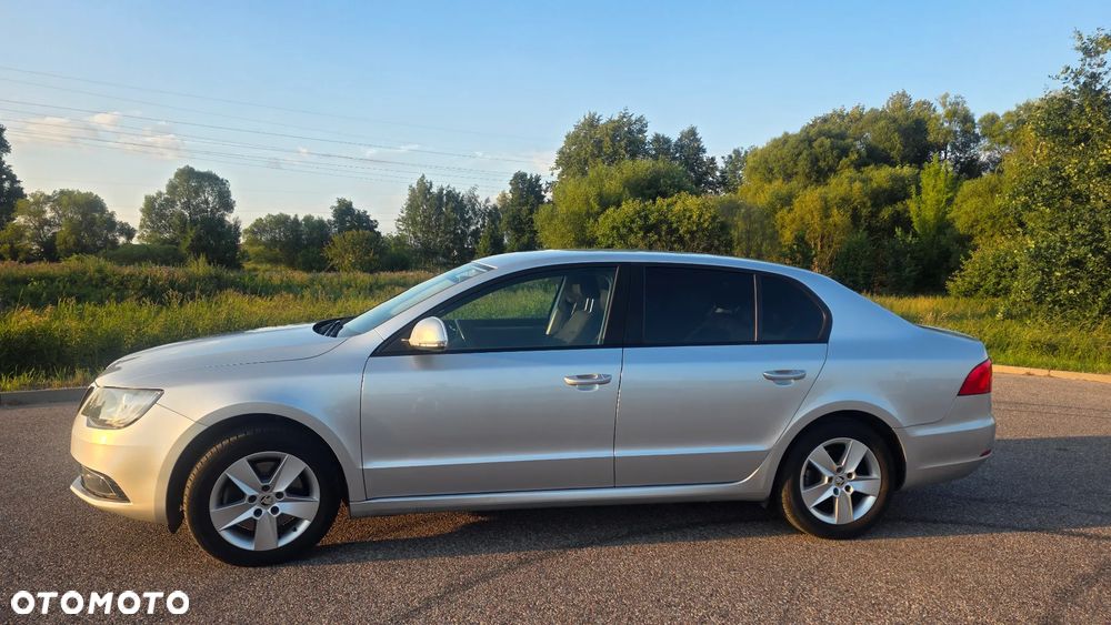 Skoda Superb 1.8 TSI Active DSG - 5