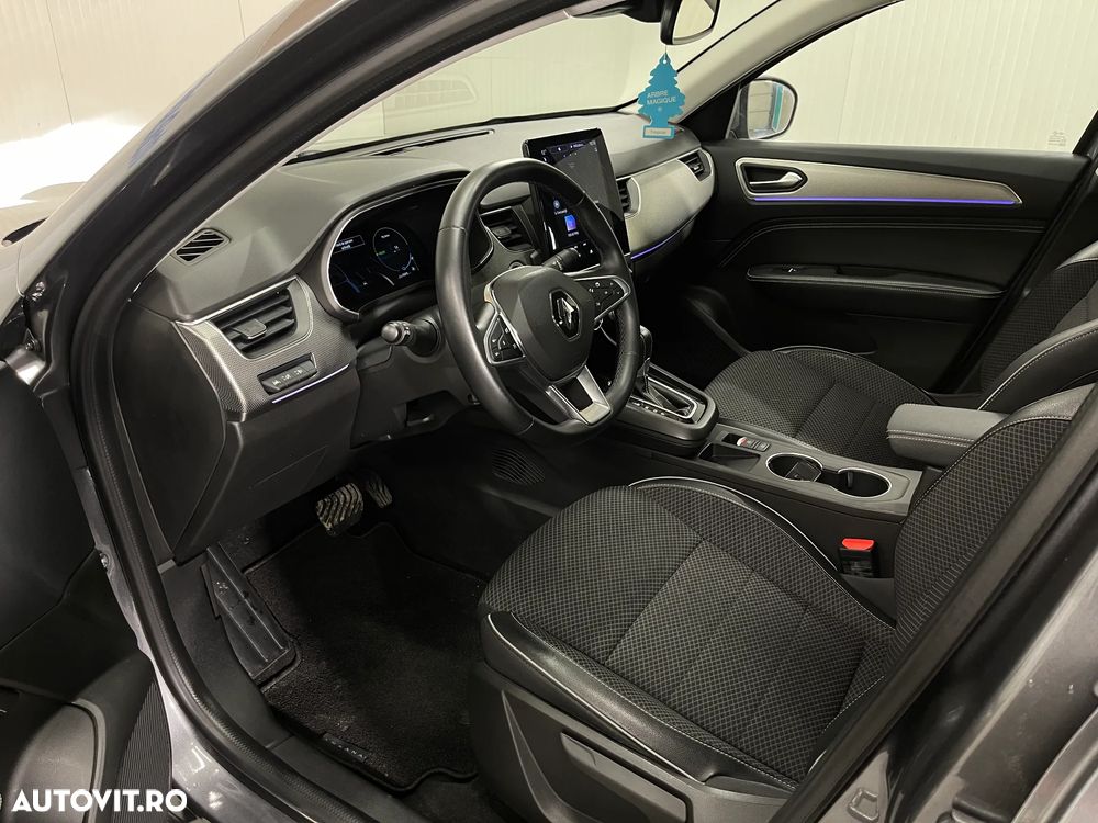 Renault Arkana E-TECH Hybrid 145 Techno - 5