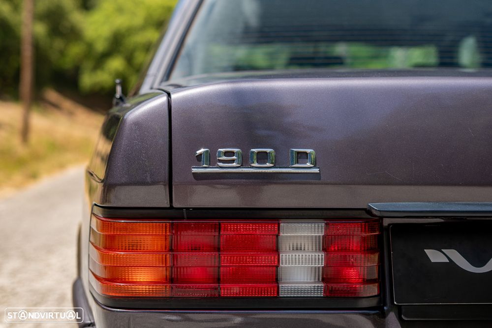 Mercedes-Benz W201 (1982-1993) 190 D 2.0 - 13