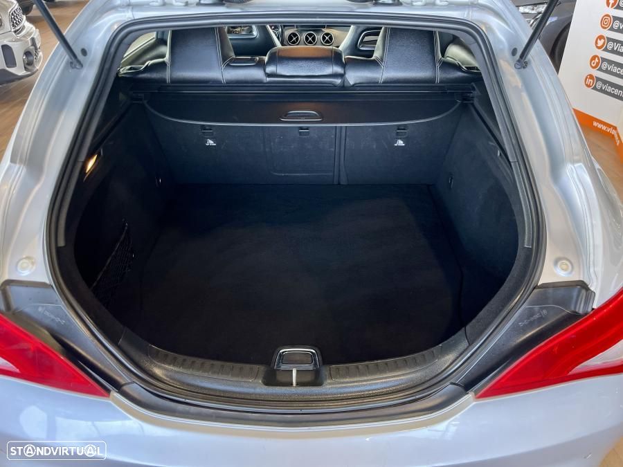 Mercedes-Benz CLA 180 d Shooting Brake Urban Aut. - 29