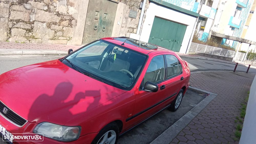 Honda Civic 1.4i - 4