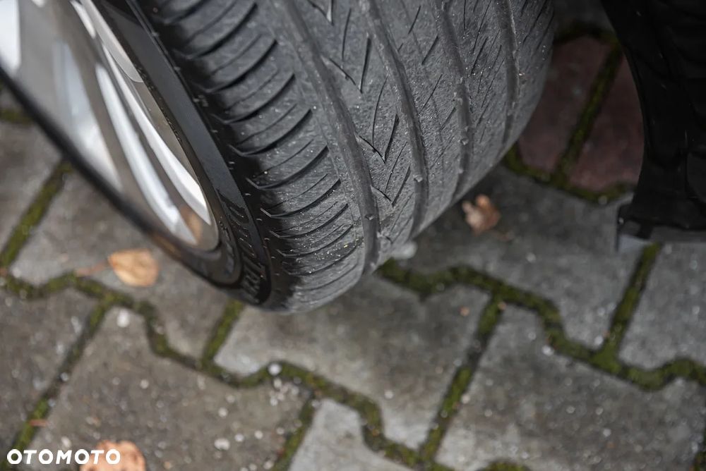 Opel Insignia 2.0 Turbo Sports Tourer 4x4 Automatik Cosmo - 30