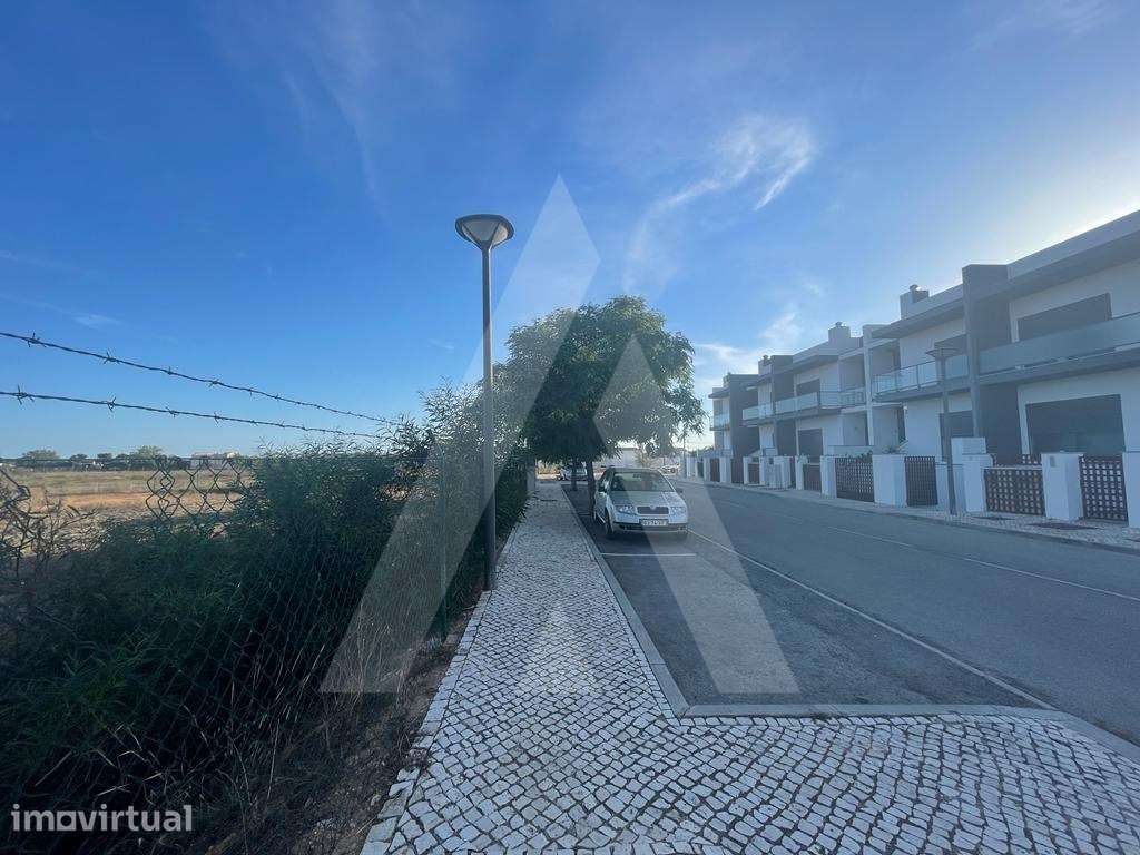 Lote excelente para moradia com projeto aprovado em Faro. - Grande imagem: 3/8