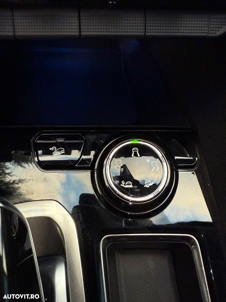 Peugeot 3008 PureTech 130 Stop & Start GPF EAT8 Allure Pack - 34