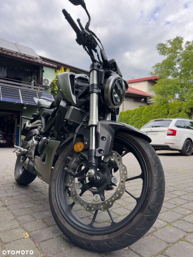 Honda CBR - 7