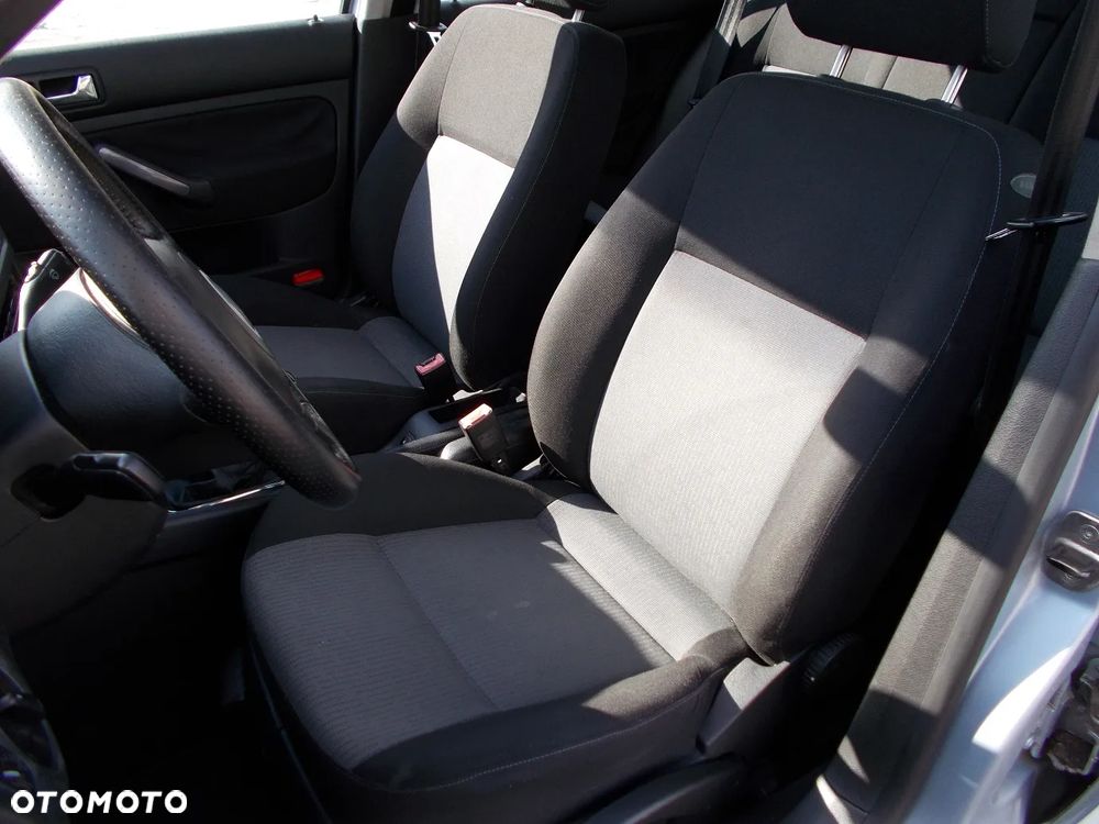 Volkswagen Golf Variant 1.6 Pacific - 21