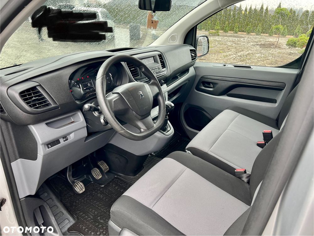 Peugeot Traveller 1.6 BlueHDi Compact Allure - 26