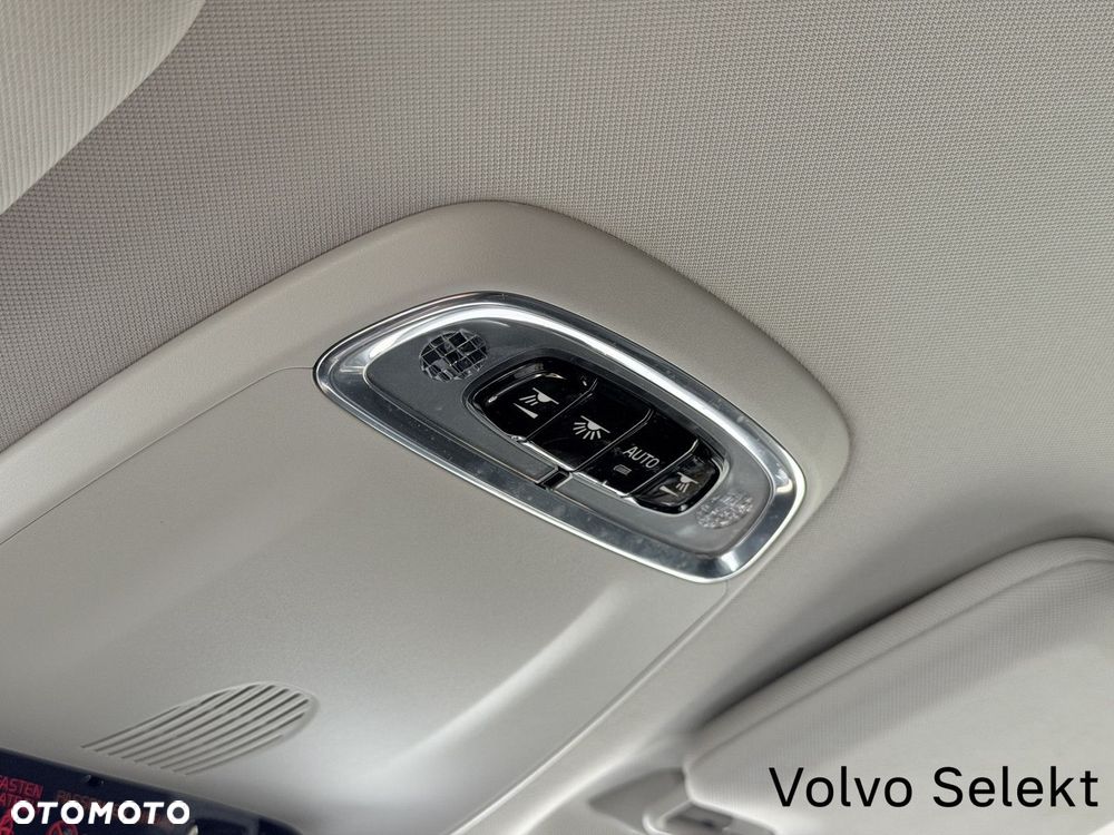 Volvo XC 90 - 37