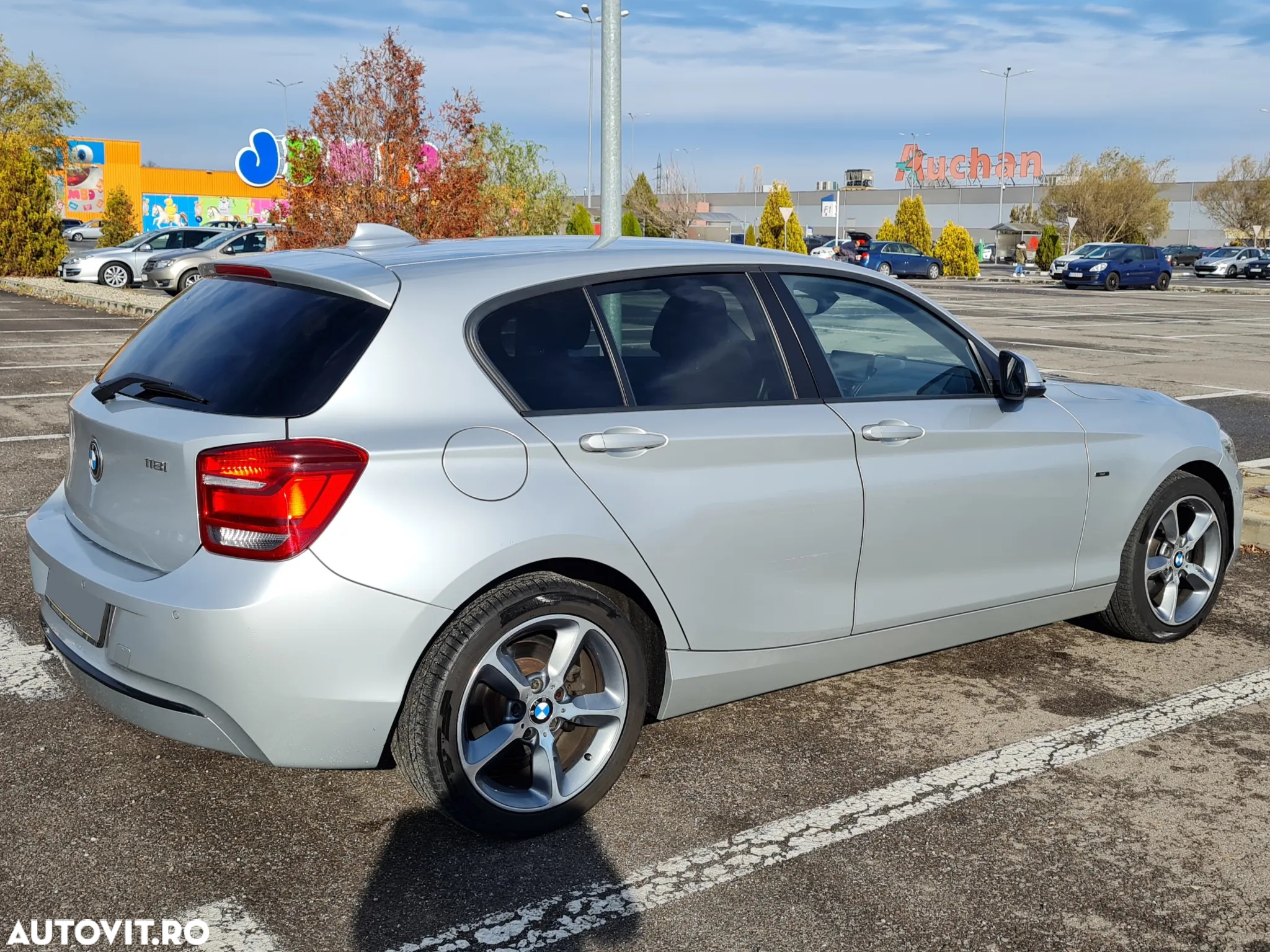 BMW Seria 1 118i - 4