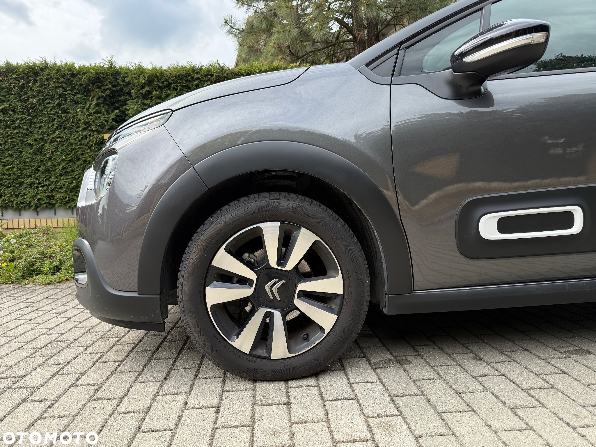 Citroën C3 1.2 PureTech Shine - 28