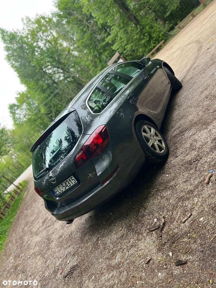 Opel Astra 1.4 Turbo - 4