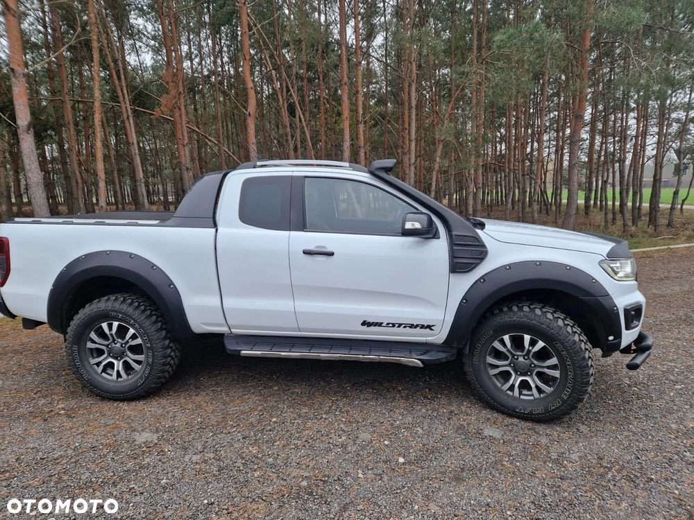 Ford Ranger 2.0 EcoBlue 4x4 DC Wildtrak - 4