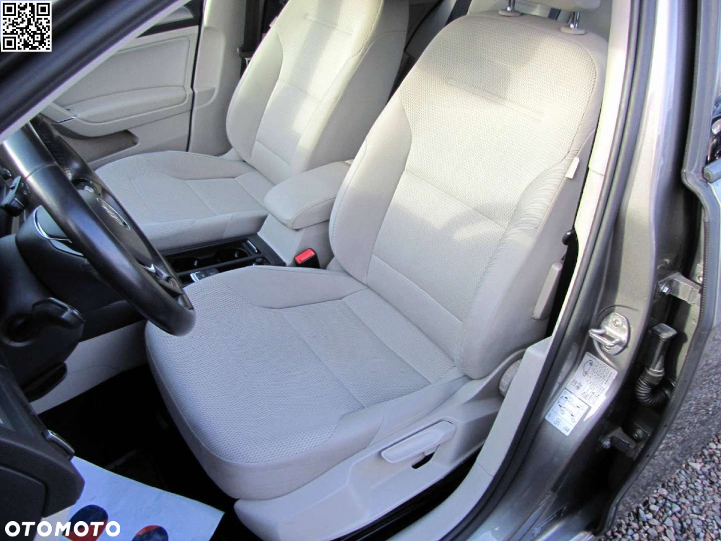 Volkswagen Golf - 27