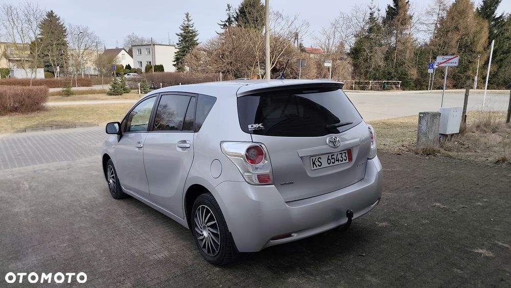 Toyota Verso 1.8 7-Sitzer Skyview Edition - 17