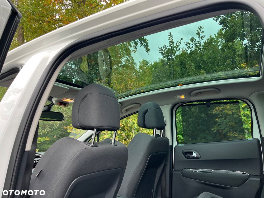 Peugeot 3008 HDi 160 Automatik Active - 27