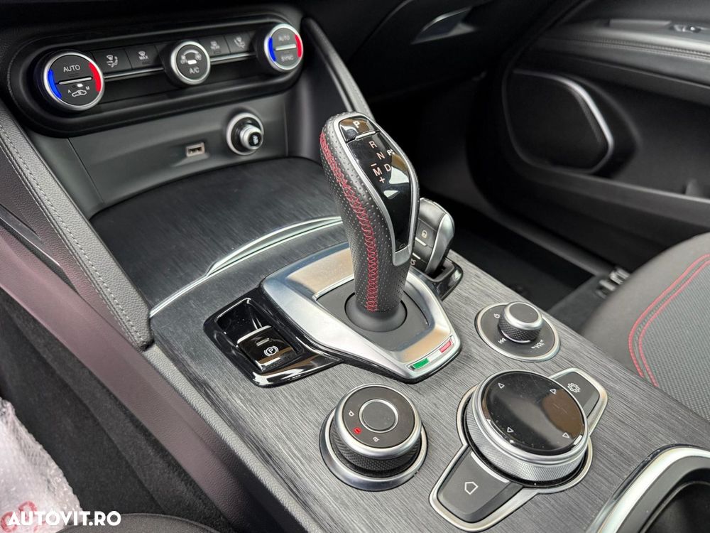 Alfa Romeo Stelvio 2.2 16V AT8 Q4 Super - 11
