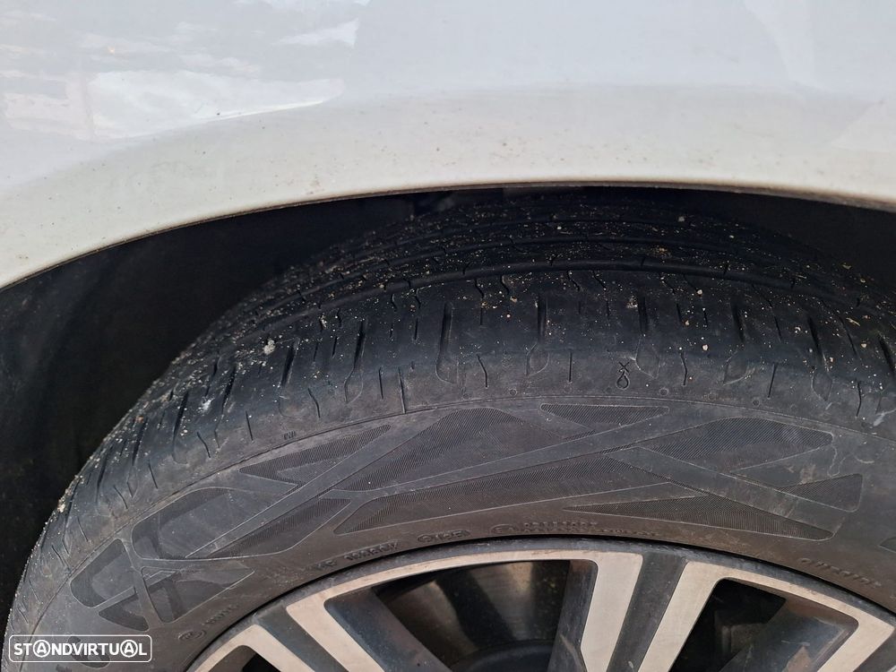 Volvo XC 60 2.0 B5 Inscription AWD - 9