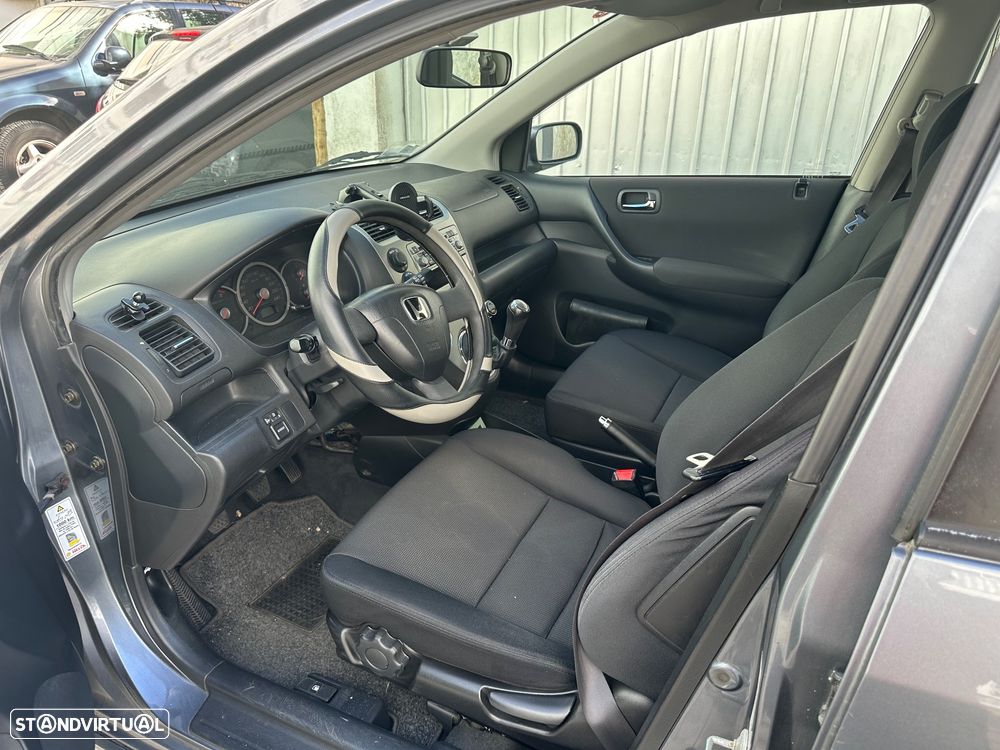 Honda Civic 1.4 LS - 9