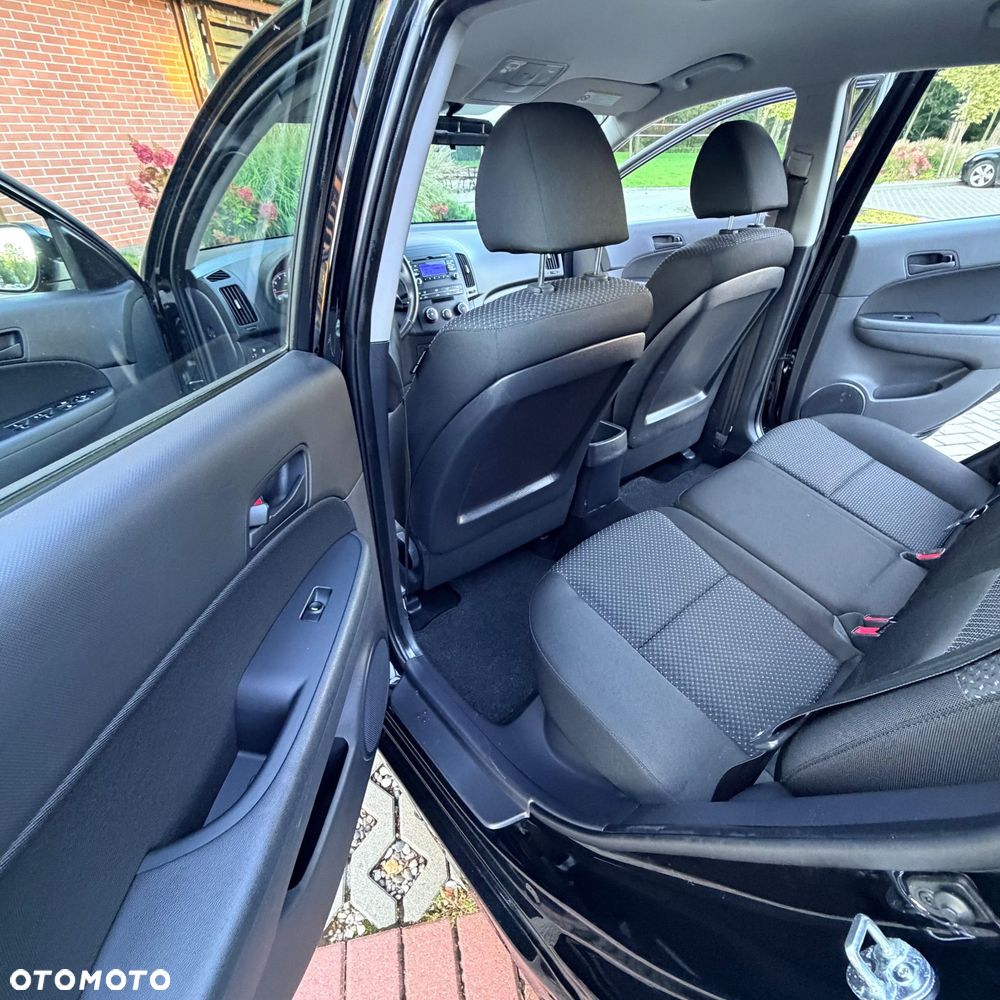 Hyundai i30 - 16