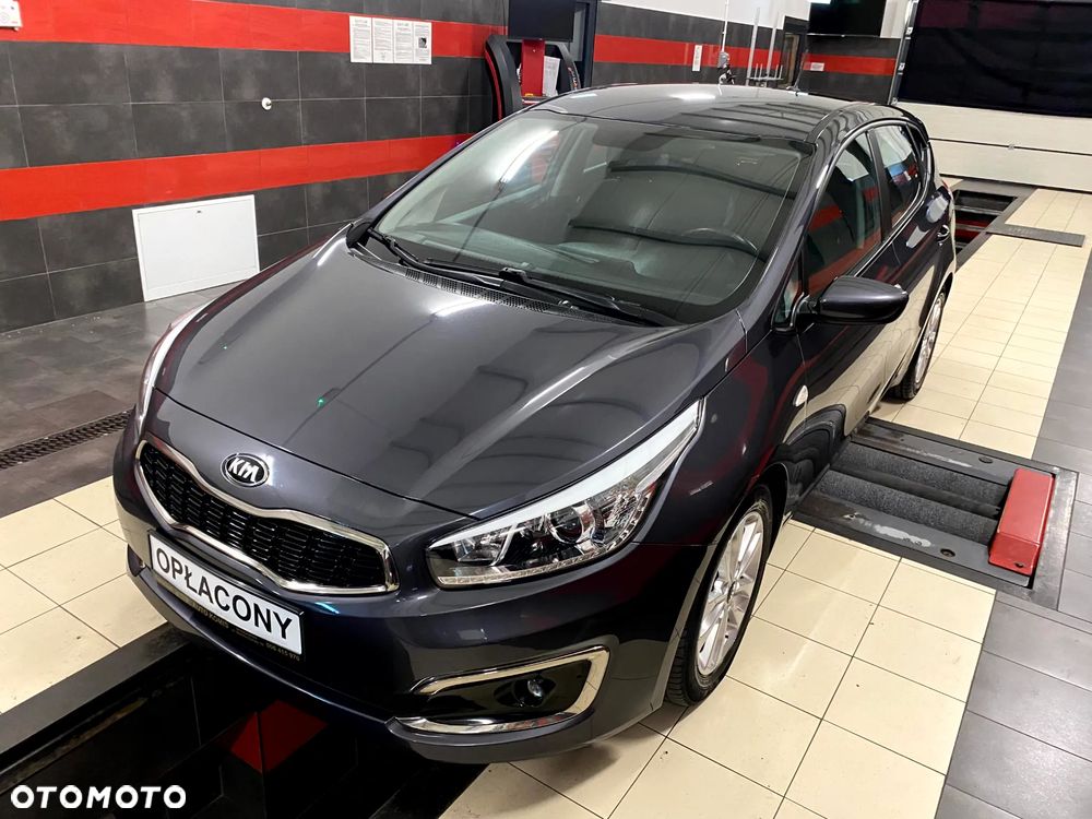 Kia Ceed 1.6 GDI Platinum Edition - 2