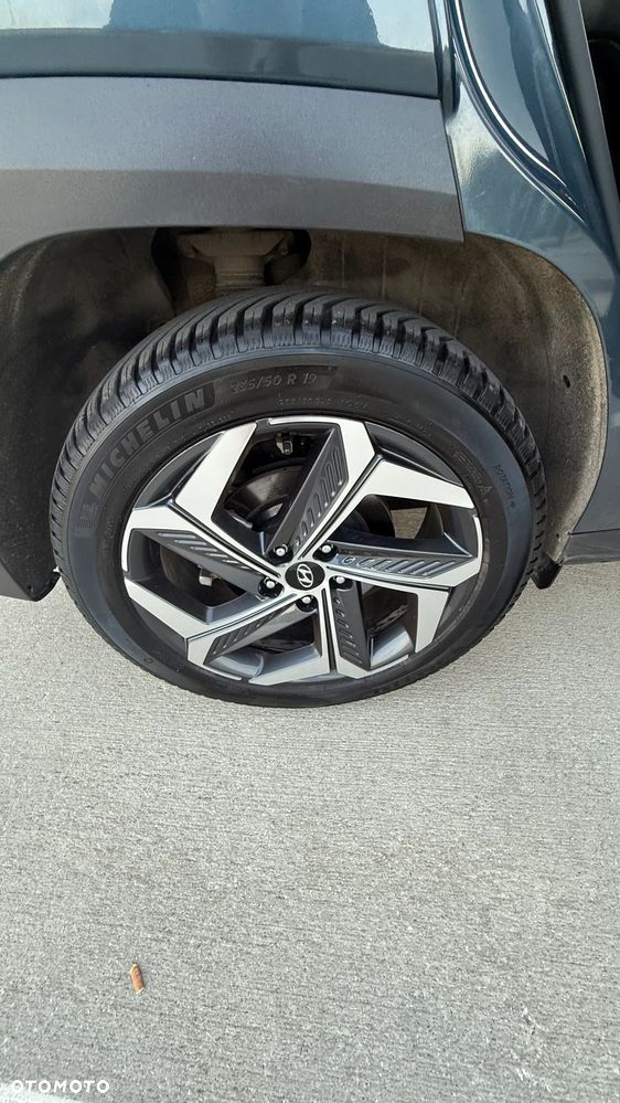 Hyundai Tucson 1.6 T-GDi HEV Platinum 4WD - 21