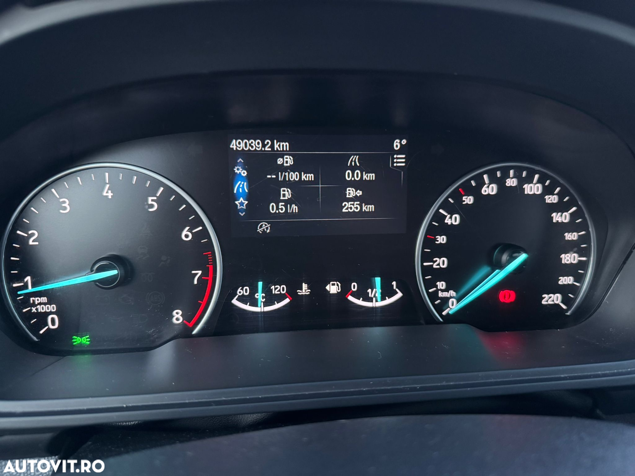 Ford EcoSport 1.0 EcoBoost Titanium - 14
