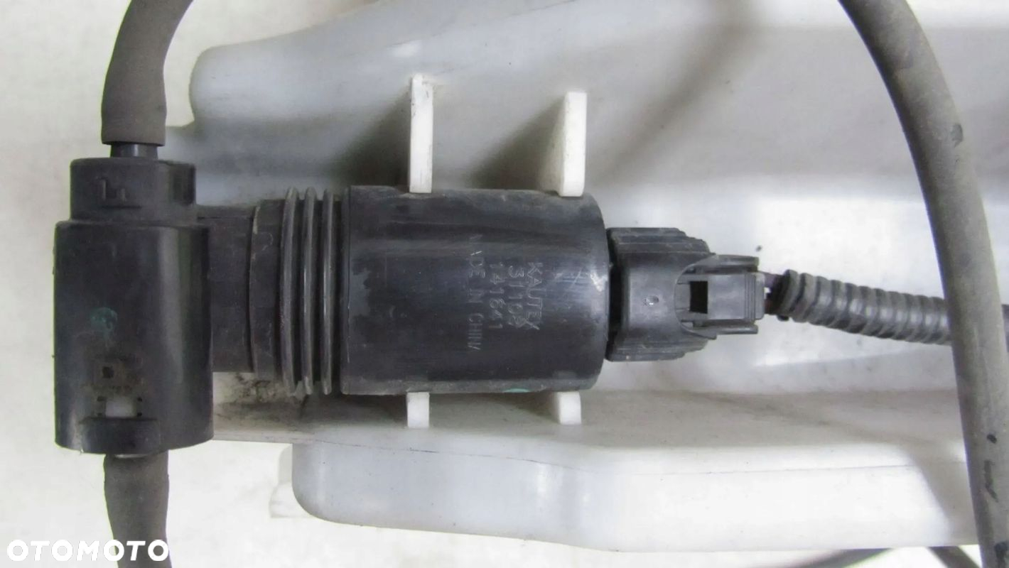 NISSAN PULSAR ZBIORNIK SPRYSKIWACZY 13-18 - 4