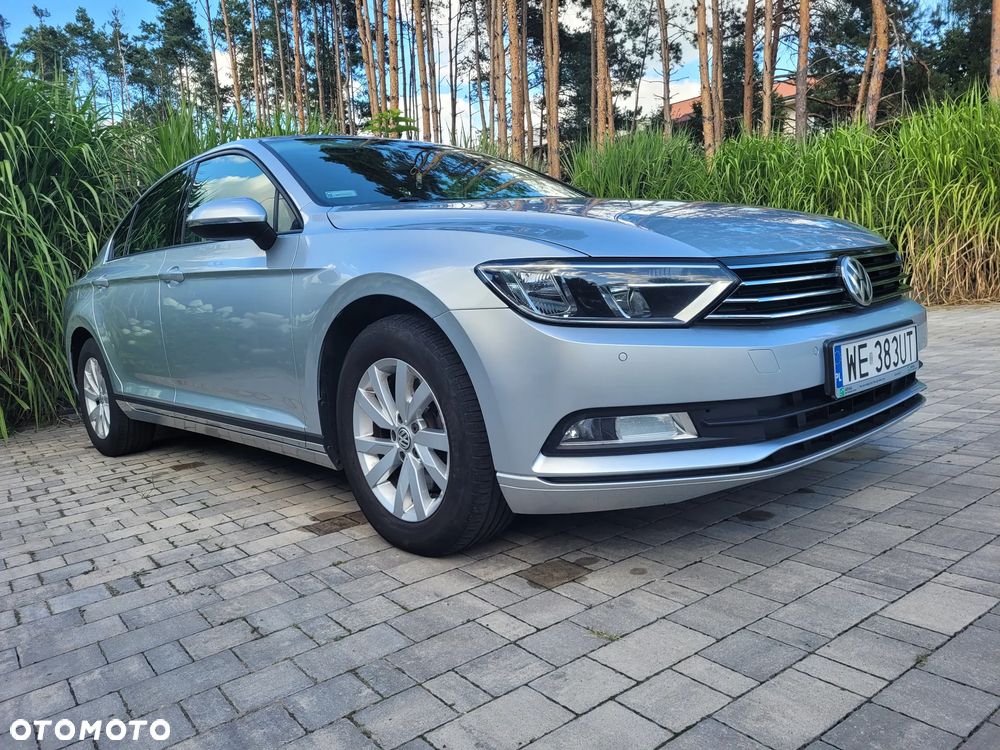 Volkswagen Passat 1.4 TSI BMT Comfortline - 28