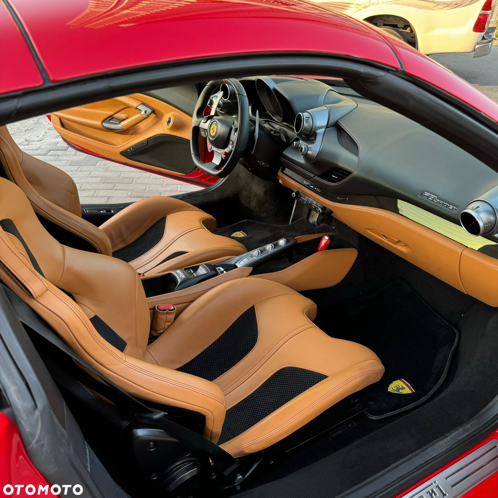 Ferrari F8 Tributo - 28