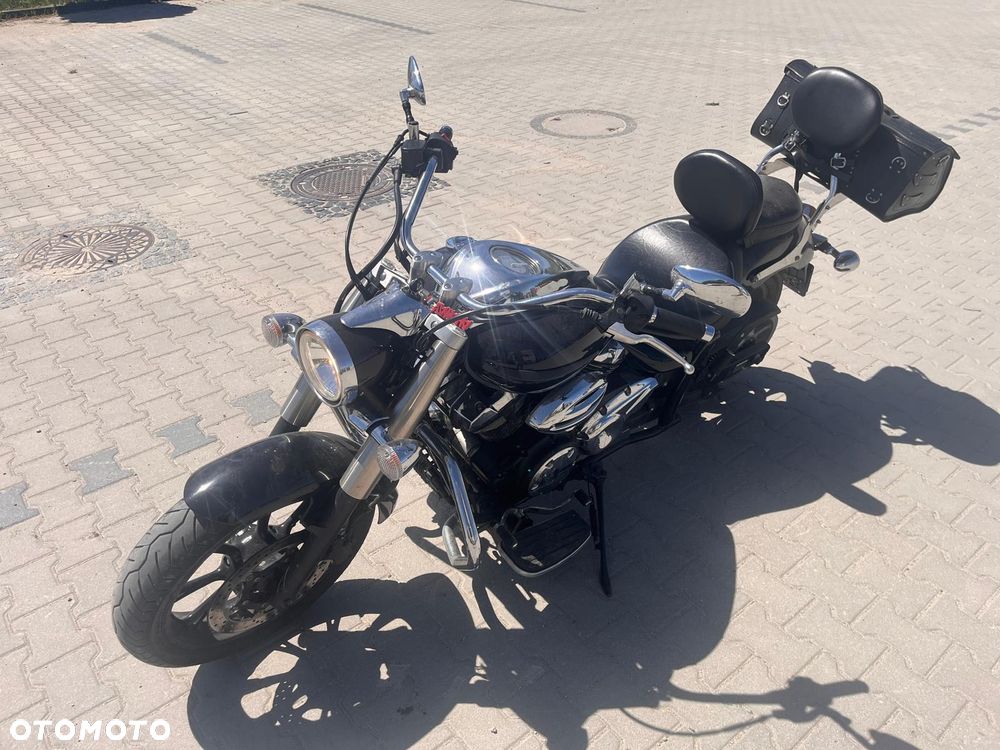 Yamaha XVS - 6