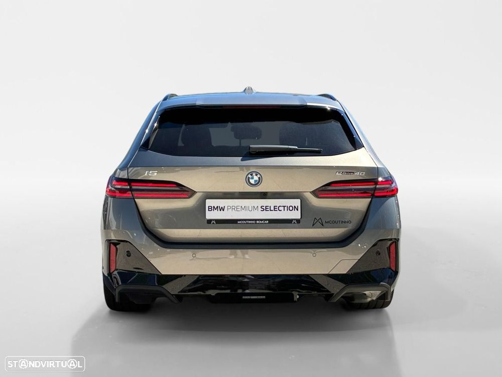 BMW iX1 - 3