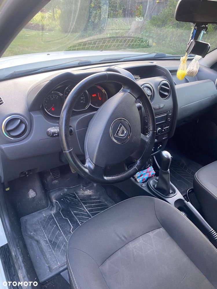 Dacia Duster 1.6 - 9