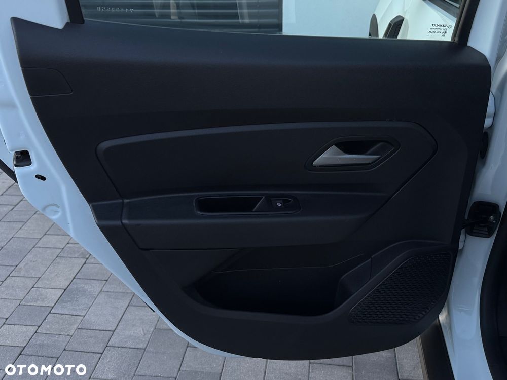 Dacia Duster TCe 100 2WD Essential - 34