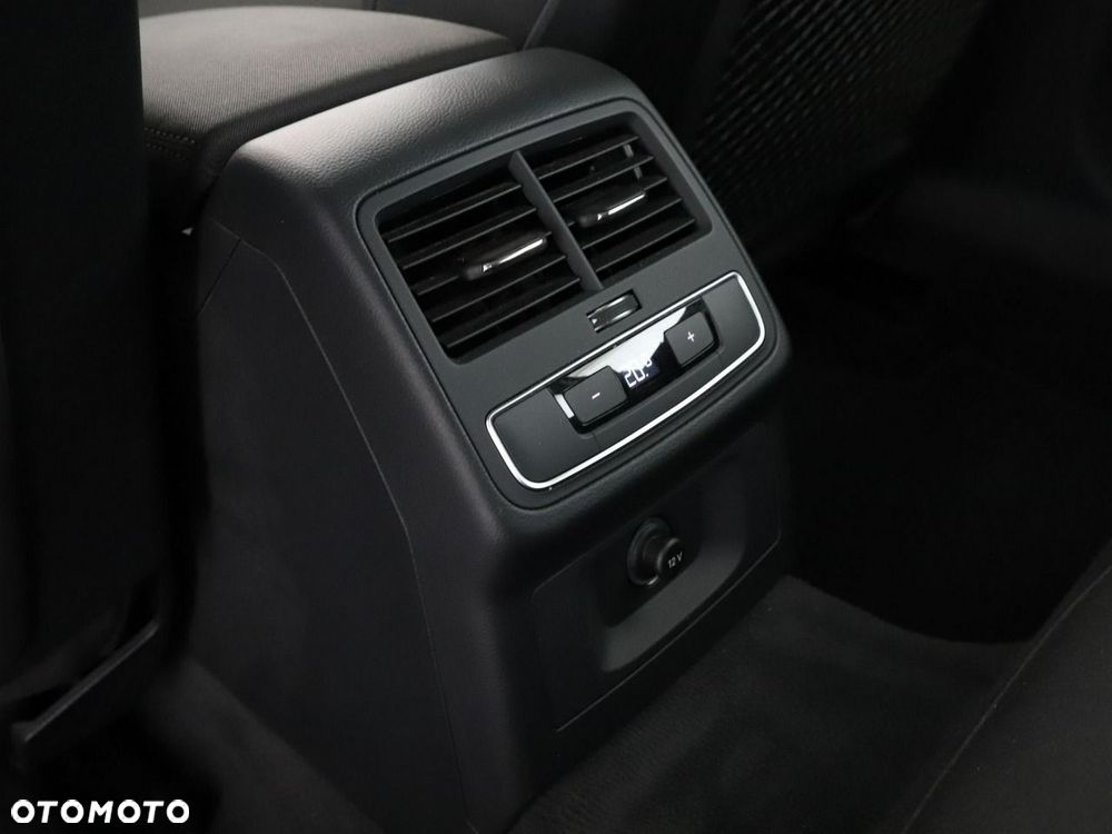 Audi A4 Avant 35 TDI S tronic - 38