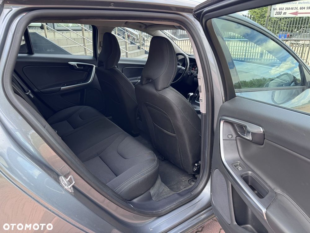 Volvo V60 D2 - 18