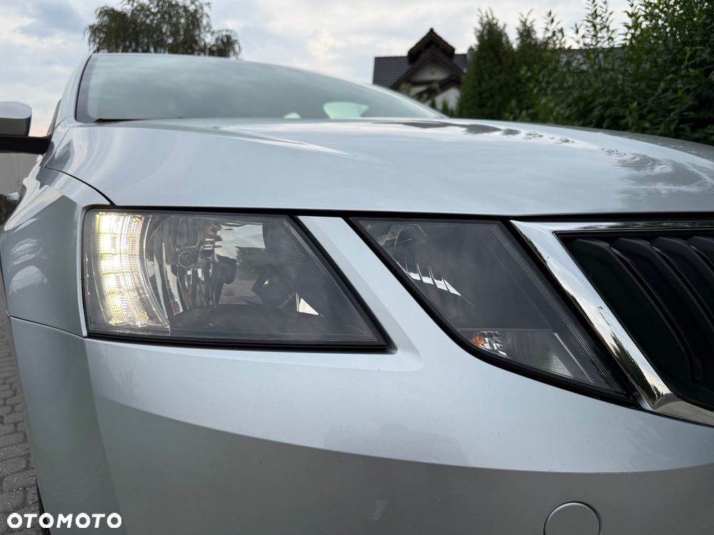 Skoda Octavia - 23