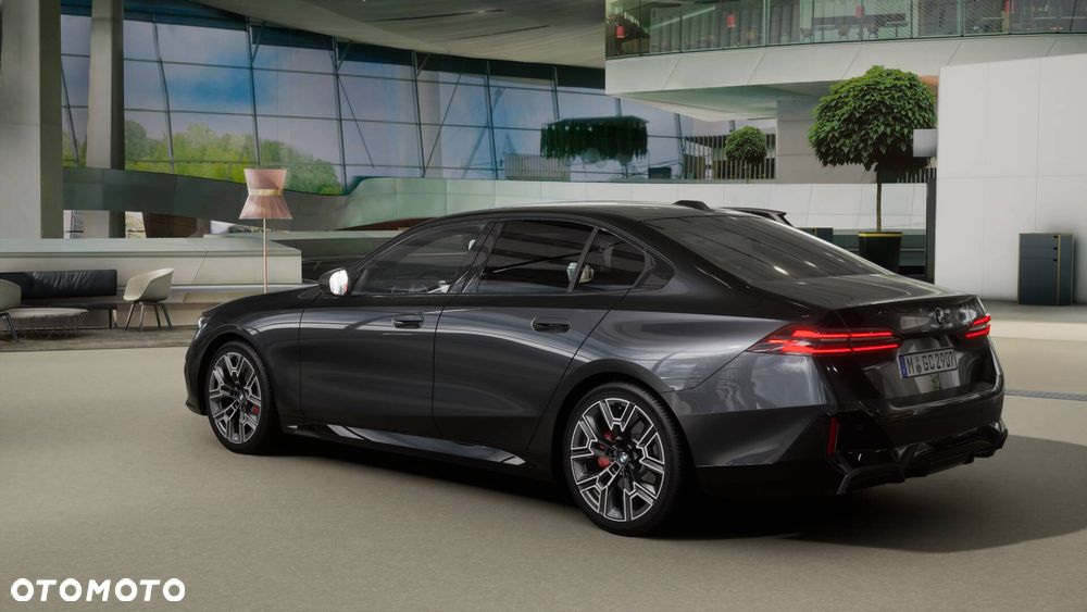 BMW Seria 5 520d xDrive mHEV M Sport - 4