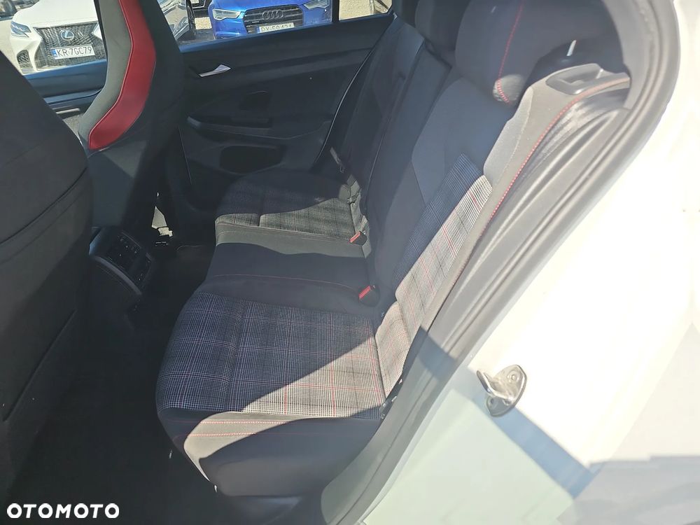 Volkswagen Golf 2.0 TSI GTI DSG - 12