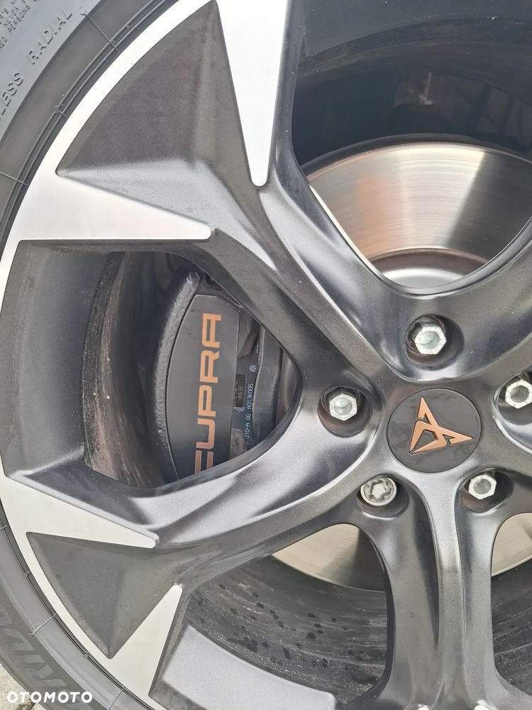 Cupra Formentor 2.0 TSI 4Drive VZ Tribe Edition DSG - 9