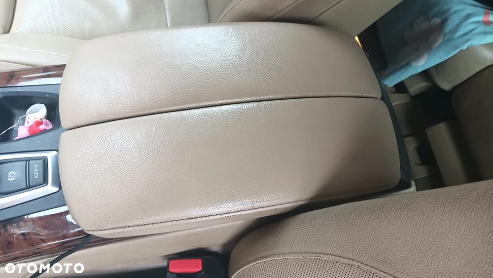 BMW X5 xDrive35d - 13