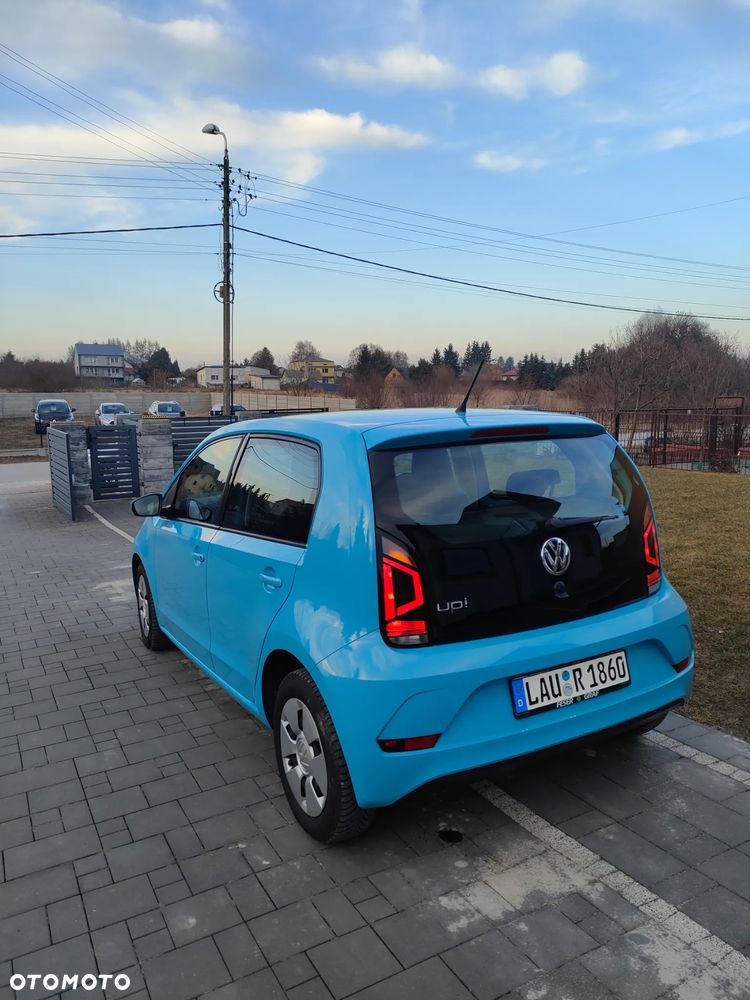 Volkswagen up! 1.0 Beats - 11