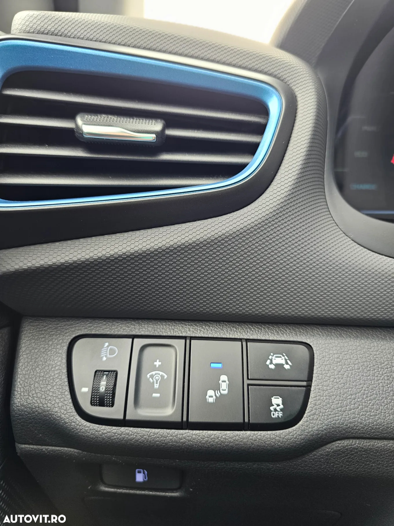 Hyundai IONIQ Hybrid 1.6 GDI Style - 32
