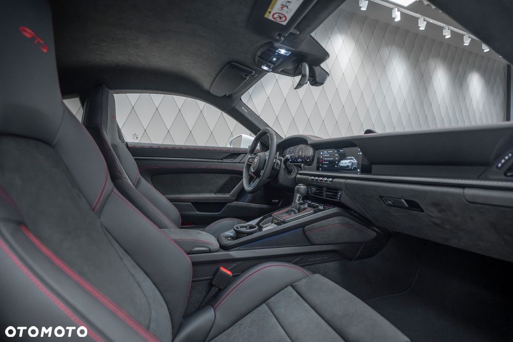 Porsche 911 GT3 - 17