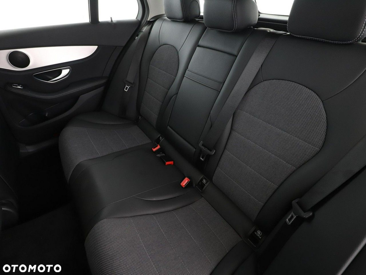 Mercedes-Benz Klasa C 180 T 7G-TRONIC Avantgarde - 17