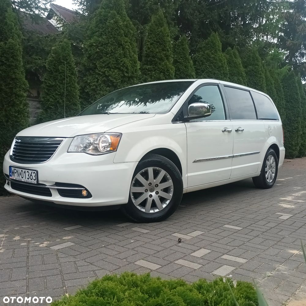 Chrysler Town and Country